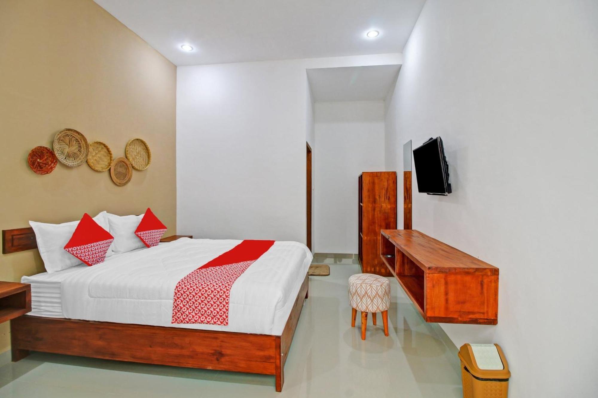 Oyo 90820 Madania Guesthouse Syariah Mataram Exterior foto
